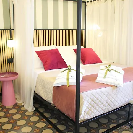فندق مبيت وإفطار Roby's Boutique - Luxury كاتانيا